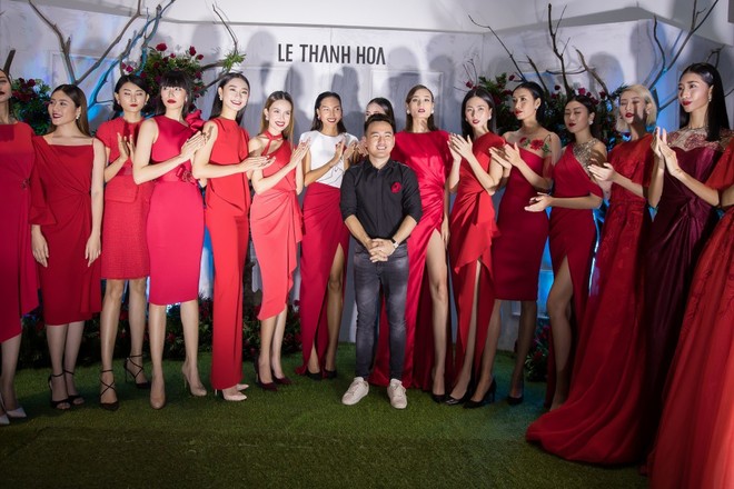 Bao nhiêu Hoa hậu hội tụ trên thảm đỏ sự kiện thời trang, nổi nhất vẫn là Phạm Hương và Đỗ Mỹ Linh - Ảnh 18.