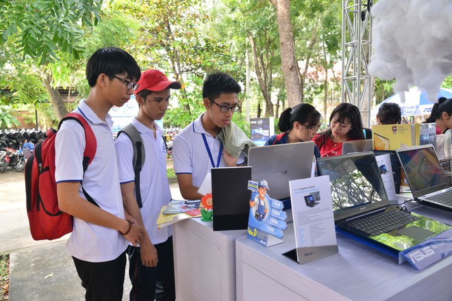 “Bão” Asus Campus Tour “oanh tạc” cộng đồng sinh viên - Ảnh 6.