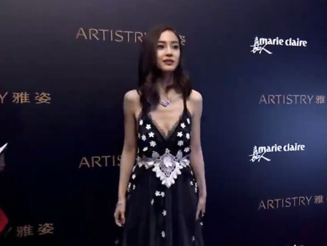 Trong khi Lưu Diệc Phi ng&agrave;y c&agrave;ng tăng c&acirc;n mất chất thần ti&ecirc;n, Angela Baby lại gầy đến mức đ&aacute;ng b&aacute;o động - Ảnh 7.