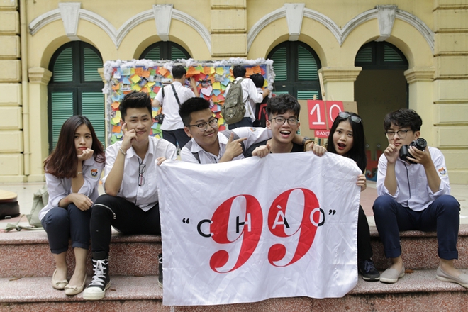 Clip Chào 99 - Lời chia tay lớp 12 đầy cảm xúc của trường THPT Việt Đức! - Ảnh 8.