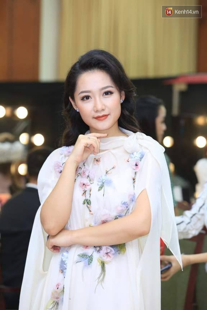 D&agrave;n BTV Đ&agrave;i truyền h&igrave;nh Việt Nam lộng lẫy tề tựu trong đ&ecirc;m tr&igrave;nh diễn thời trang - Ảnh 4.
