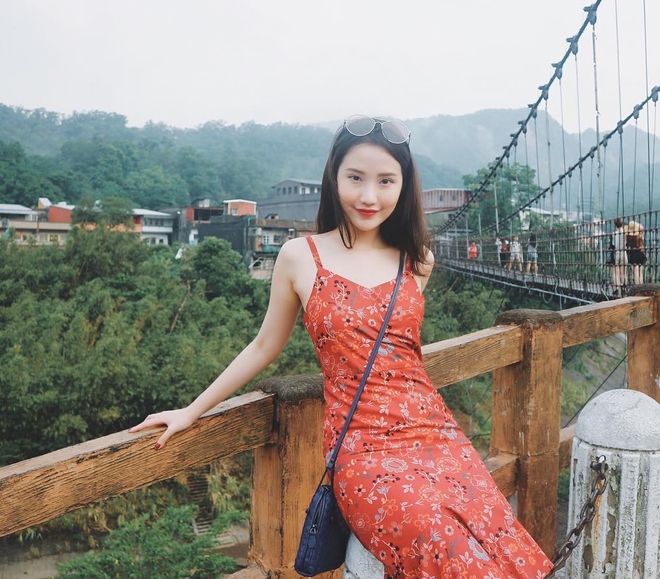 Dân mạng nghi vấn Phan Thành đang hẹn hò với hot girl Trương Minh Xuân Thảo? - Ảnh 7. Dân mạng nghi vấn Phan Thành đang hẹn hò với hot girl Trương Minh Xuân Thảo? - Ảnh 7.