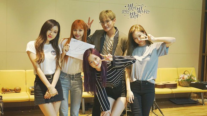Ros&eacute; (BLACKPINK) tiết lộ h&igrave;nh mẫu l&yacute; tưởng của m&igrave;nh ch&iacute;nh l&agrave; một th&agrave;nh vi&ecirc;n  của Big Bang - Ảnh 1.