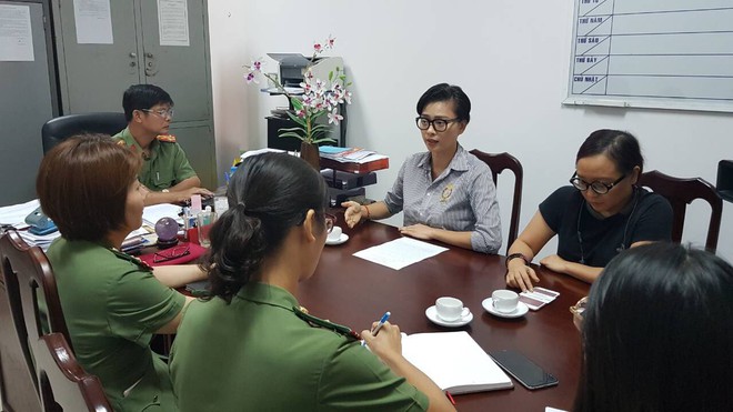 Luật sư nói về hành vi livestream Cô Ba Sài Gòn của thanh niên 19 tuổi: Nếu truy cứu, nhà sản xuất bắt buộc phải chứng minh thiệt hại thực tế - Ảnh 3. Luật sư nói về hành vi livestream Cô Ba Sài Gòn của thanh niên 19 tuổi: Nếu truy cứu, nhà sản xuất bắt buộc phải chứng minh thiệt hại thực tế - Ảnh 3.