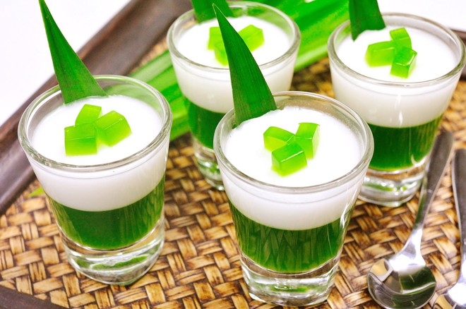 M&oacute;n tr&aacute;ng miệng xanh mướt của Th&aacute;i Lan tr&ocirc;ng đẹp mắt vậy m&agrave; c&aacute;ch l&agrave;m th&igrave; chẳng kh&oacute; ch&uacute;t n&agrave;o - Ảnh 12.