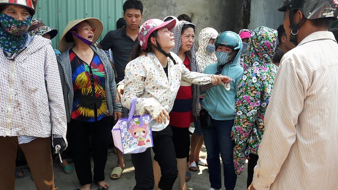 Vụ cháy 8 người tử vong ở xưởng bánh kẹo Hà Nội: Chúng tôi cùng chạy đến cửa nhưng lửa lớn nên nhiều người kẹt lại - Ảnh 5.