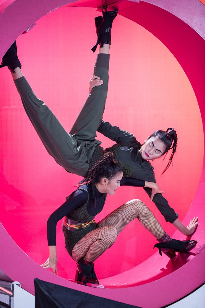 Next Top Model: Xuất hiện thử th&aacute;ch khiến Th&ugrave;y Dương bớt sang m&agrave; th&agrave;nh ra sảng sảng - Ảnh 9.