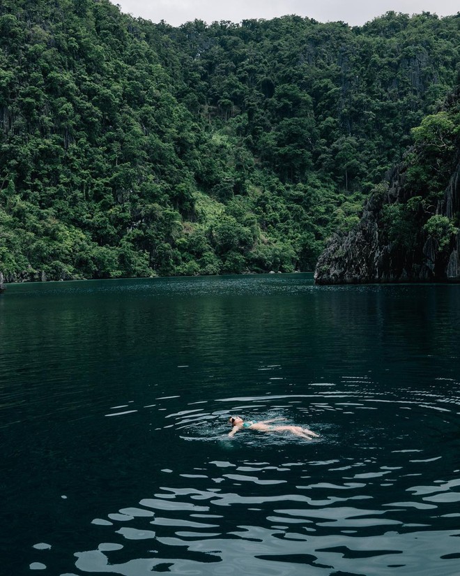 CL và Dara đang cùng nhau tận hưởng chuyến nghỉ dưỡng tại Philippines - Ảnh 2.