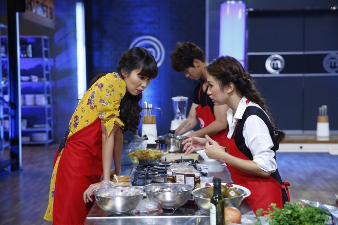 Gặp Song Luân - chàng ca sĩ điển trai, 6 múi, hát hay và nấu ăn giỏi tại MasterChef - Ảnh 2.