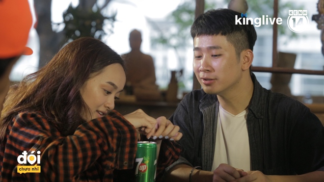 Đ&oacute;i chưa nhỉ: Kh&ocirc;ng được ăn, Kaity v&ocirc; tư nũng nịu, &ocirc;m cổ VJ Tuấn Hải trước mặt Will - Ảnh 8.
