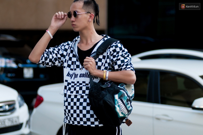 Street style giới trẻ Việt tuần qua: Nhạc nào cũng nhảy, style nào cũng chơi - Ảnh 15.