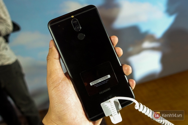 Đ&aacute;nh gi&aacute; smartphone c&oacute; 4 camera Huawei Nova 2i: Thiết kế ấn tượng, chất lượng camera tốt, mức gi&aacute; dễ chịu - Ảnh 2.