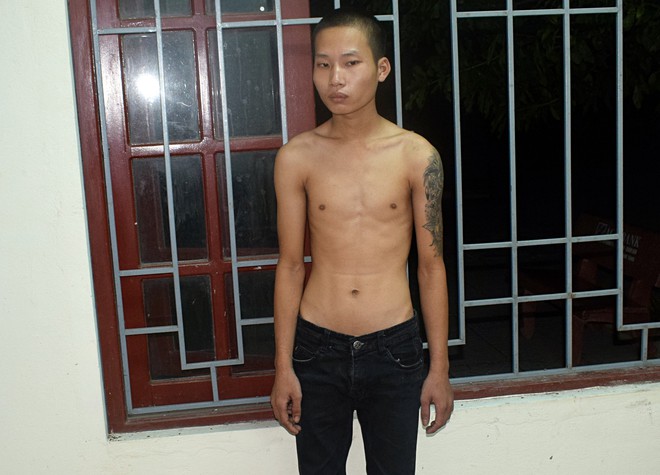 Nam thanh ni&ecirc;n bỏ thuốc m&ecirc; v&agrave;o bịch nước ngọt để hiếp d&acirc;m bạn g&aacute;i 17 tuổi - Ảnh 1.