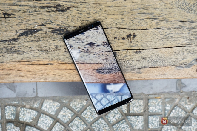 Thủ thuật hay trên Galaxy Note8: mở 1 lần 2 ứng dụng, cực kỳ tiện lợi - Ảnh 1.