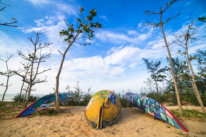 Đẹp mê hồn con đường “thuyền thúng nghệ thuật” rực rỡ sắc màu cổ tích ở Quảng Nam - Ảnh 7.