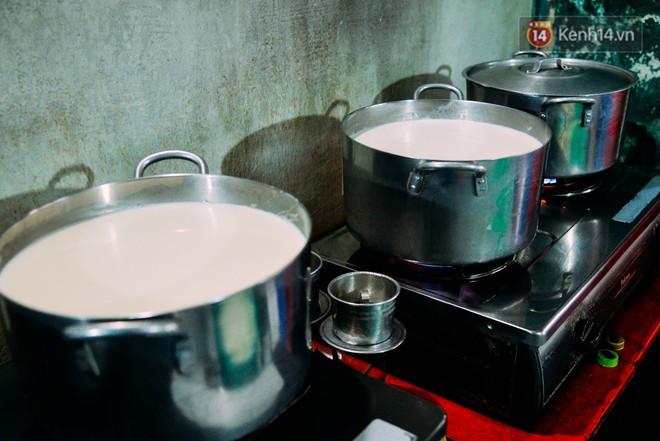 Sữa tươi Mười v&agrave;o s&aacute;ng tinh mơ v&agrave; c&acirc;u chuyện 20 năm g&acirc;y thương nhớ của những c&ocirc; chủ qu&aacute;n dễ thương nhất S&agrave;i G&ograve;n - Ảnh 2.