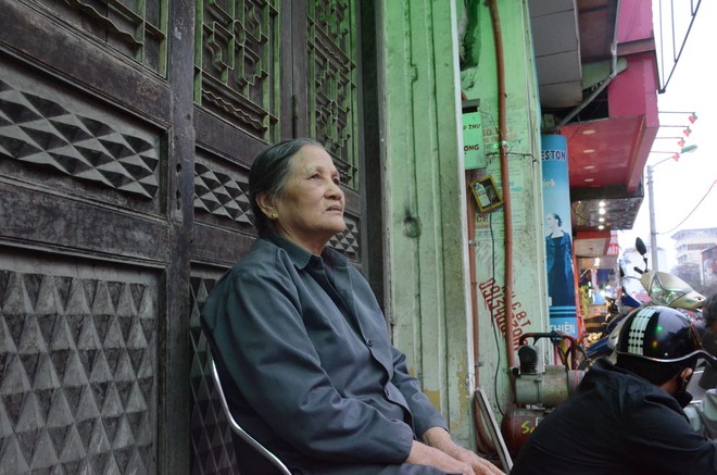 45 năm sau trận bom rải thảm ở Khâm Thiên: Ký ức đẫm nước mắt của người chồng mất vợ khi vừa đám cưới được 2 ngày - Ảnh 8.