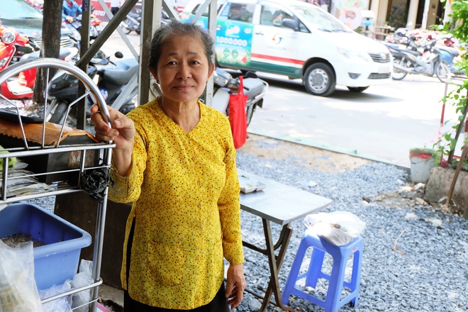 Thanh xuân của đời người trôi qua chớp mắt, nhưng thanh xuân của quán hủ tiếu này thì 70 năm vẫn mê hoặc người Sài Gòn - Ảnh 12.