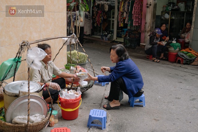 Hà Nội mấy hôm nay: Người ta cũng chỉ chờ lạnh để ôm nhau thôi ấy mà - Ảnh 5.