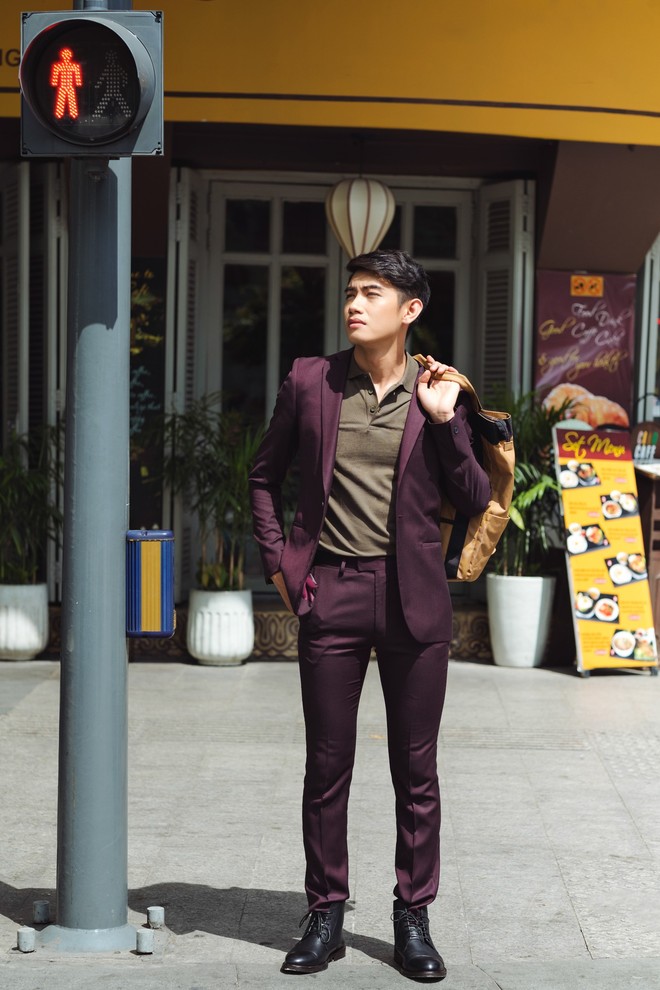 Học cách biến hóa cùng chàng dancer Quang Đăng với những bộ suit Topman - Ảnh 2.