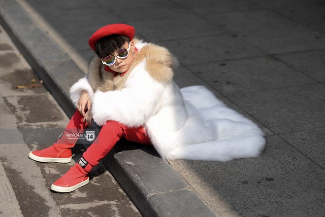 Fashionisto nhí diện áo lông to sụ như G-Dragon, nổi bật nhất street style ngày cuối VIFW - Ảnh 6.