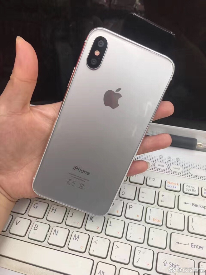 iPhone 8 vừa lộ dung nhan xấu không thể ngờ, iFan sẽ phải thất vọng - Ảnh 2.