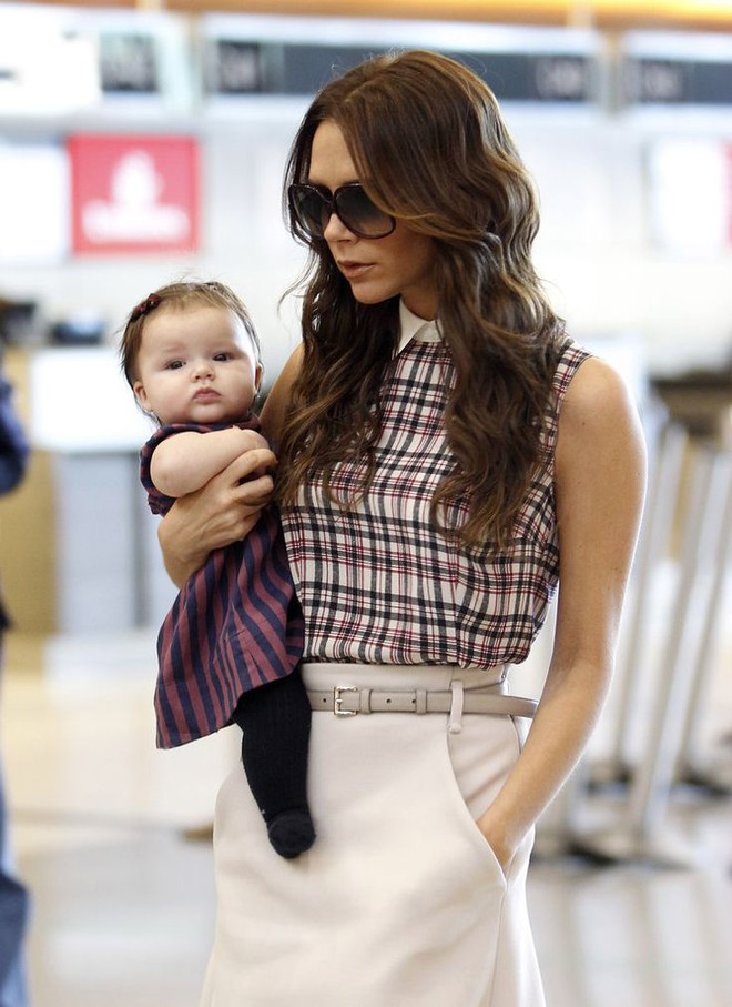 Harper Beckham: Công chúa tí hon trong vòng tay bố khiến cả thế giới phát cuồng giờ đã thành cô bé 6 tuổi phổng phao! - Ảnh 6.