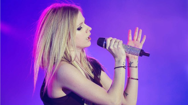 McAfee c&ocirc;ng bố danh s&aacute;ch từ kho&aacute; Người nổi tiếng nguy hiểm nhất tr&ecirc;n Google: Avril Lavigne v&agrave; Bruno Mars l&agrave; hai c&aacute;i t&ecirc;n được gọi đầu ti&ecirc;n - Ảnh 1.