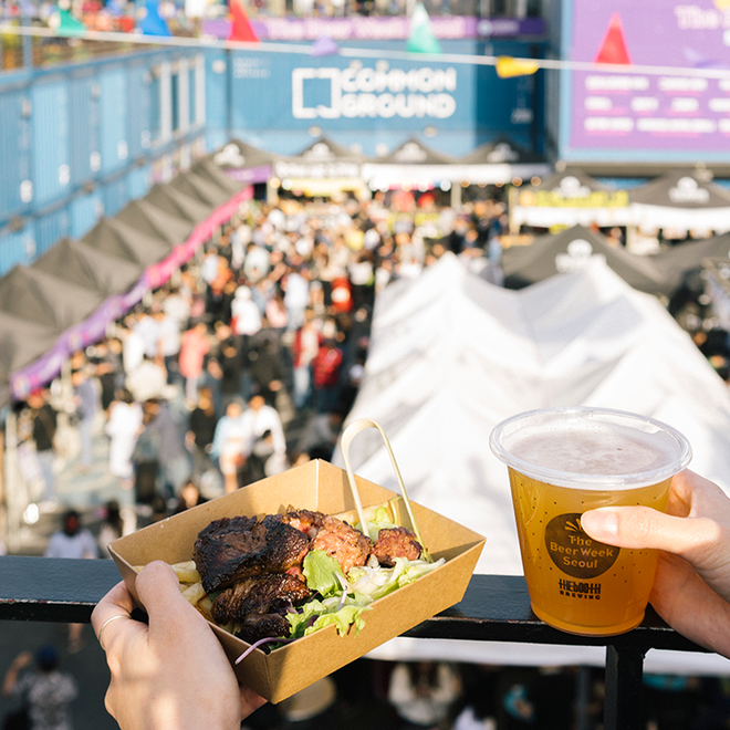 Common Ground - khu concept mall l&agrave;m từ container si&ecirc;u chất của giới trẻ Seoul - Ảnh 27.