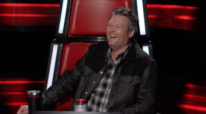 The Voice Mỹ: Ham dạy h&aacute;t, khoe chuy&ecirc;n m&ocirc;n, HLV mới vẫn phải tẽn t&ograve; v&igrave; th&iacute; sinh kh&ocirc;ng chọn! - Ảnh 7.