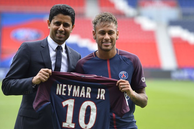 Nhận lương hơn 2 tỷ đồng mỗi ng&agrave;y, bảo sao Neymar sống như một &ocirc;ng ho&agrave;ng - Ảnh 1.