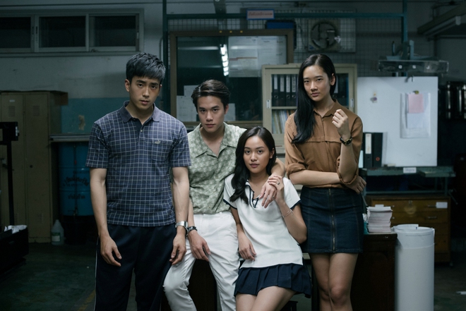 Căng thẳng tột độ trước phi vụ quay cóp hoành tráng nhất trong “Bad Genius” - Ảnh 14.