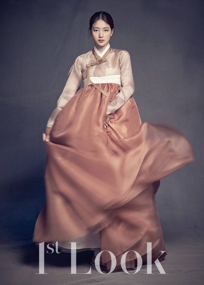 Hanbok được giới trẻ Hàn xào nấu thành váy ngắn, netizen lại được dịp tranh cãi nảy lửa - Ảnh 1.