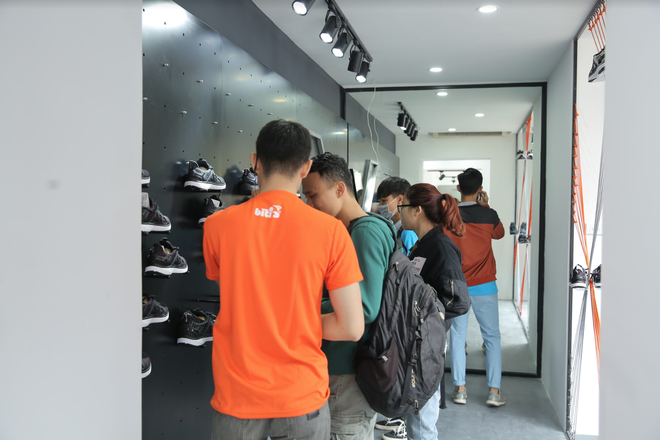 Tín đồ sneaker thủ đô háo hức với sự ra mắt independent store đầu tiên của Biti’s Hunter - Ảnh 5.