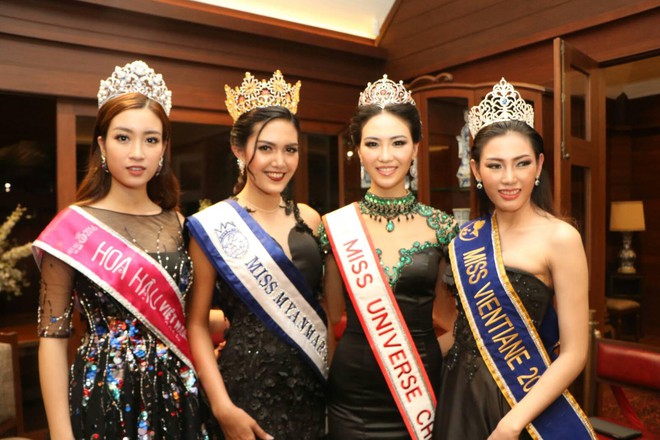 Hồ Ngọc Hà đọ sắc với Hoa hậu Hoàn Vũ 2015 Pia Wurtzbach trong sự kiện tại Thái Lan - Ảnh 12.