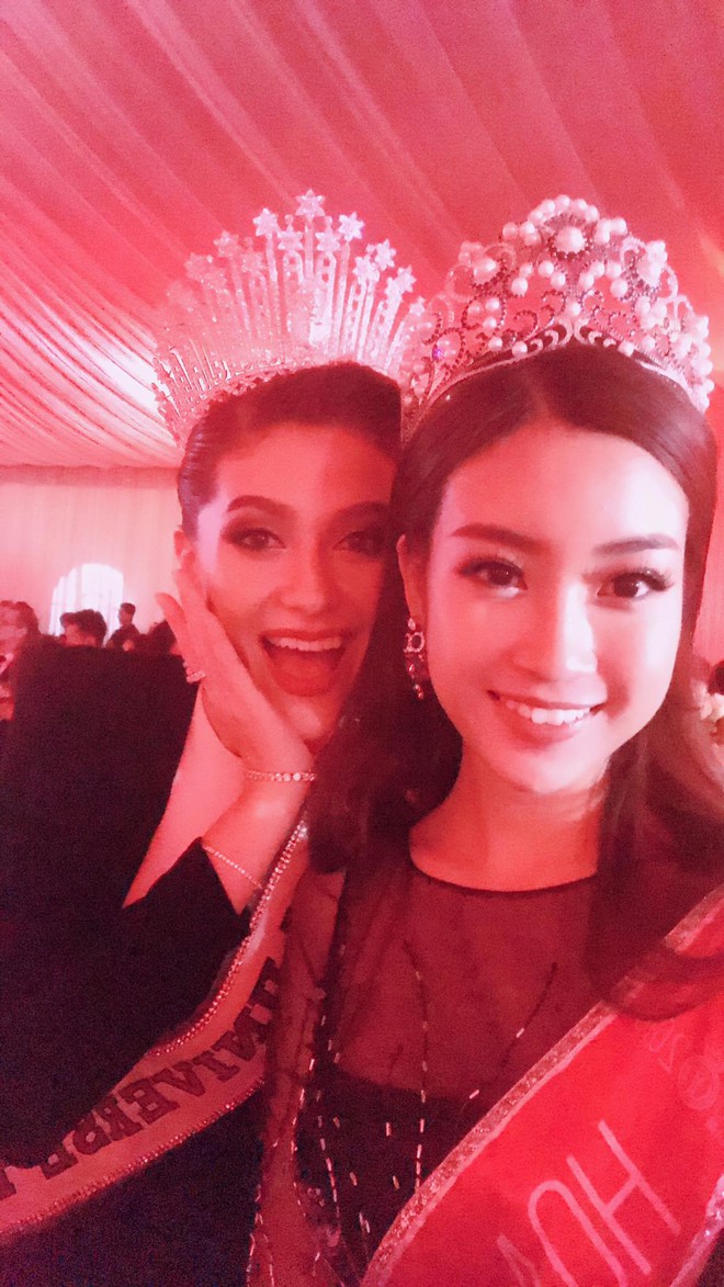Hồ Ngọc Hà đọ sắc với Hoa hậu Hoàn Vũ 2015 Pia Wurtzbach trong sự kiện tại Thái Lan - Ảnh 13.