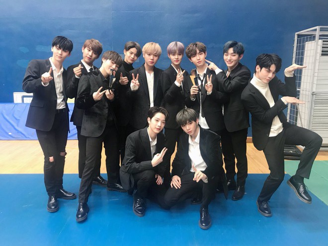 Hội boygroup &aacute;p đảo girlgroup tại đ&ecirc;m trao giải quy tụ d&agrave;n sao khủng nhất Kpop 2017 - Ảnh 2.