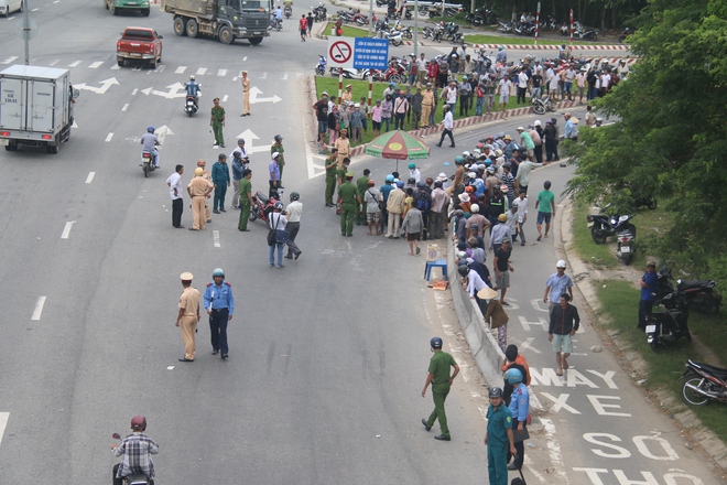 Vừa đậu đại học, nam sinh ở Đà Nẵng cùng mẹ tử vong thương tâm dưới gầm xe tải - Ảnh 4.