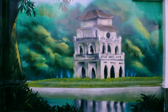 Bức tường cũ kỹ dài 60m bỗng biến thành những bức tranh phong cảnh quê  hương 3 miền giữa Sài Gòn