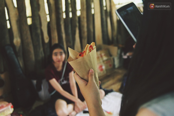 Phi&ecirc;n chợ người y&ecirc;u cũ đặc biệt giữa l&ograve;ng H&agrave; Nội: Nơi thanh l&yacute; những kỷ vật t&igrave;nh y&ecirc;u thời c&ograve;n mặn nồng - Ảnh 6.