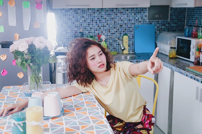 Loạt h&igrave;nh chứng tỏ Lan Ngọc bạ g&igrave; mặc đ&oacute; trong Mối t&igrave;nh đầu của t&ocirc;i - Ảnh 3.