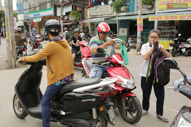 Th&iacute; sinh bước v&agrave;o m&ocirc;n Ngoại ngữ kỳ thi THPT 2017 - Ảnh 5.
