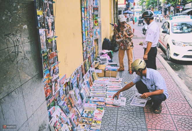 Ai cũng từng như thế: Chờ 7 ng&#224;y d&#224;i để chạy &#249; ra sạp đem về tờ b&#225;o c&#242;n thơm m&#249;i giấy mới - Ảnh 3.