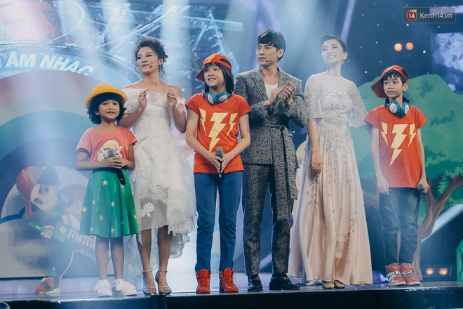 Cậu bé 12 tuổi Thiên Khôi chiến thắng Vietnam Idol Kids mùa 2 một cách áp đảo! - Ảnh 8.