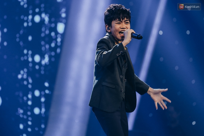 Cậu bé 12 tuổi Thiên Khôi chiến thắng Vietnam Idol Kids mùa 2 một cách áp đảo! - Ảnh 24.