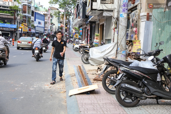 Vỉa h&egrave; ở trung t&acirc;m S&agrave;i G&ograve;n bị t&aacute;i chiếm cả ng&agrave;y lẫn đ&ecirc;m sau hơn 3 th&aacute;ng ra qu&acirc;n lập lại trật tự - Ảnh 3.