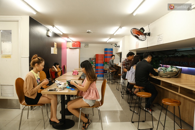 Giới trẻ làm gì trong các quán cafe mở cửa xuyên đêm ở Sài Gòn? - Ảnh 10.