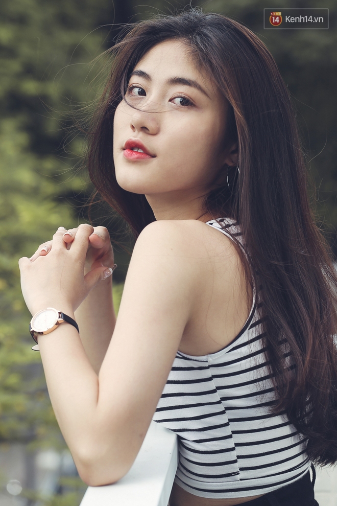 Đ&aacute;m con trai l&agrave; th&iacute;ch lắm c&aacute;i kiểu xinh dịu d&agrave;ng m&agrave; kh&ocirc;ng ch&oacute;i lo&aacute; như c&ocirc; bạn Thuỳ Linh n&agrave;y! - Ảnh 11.
