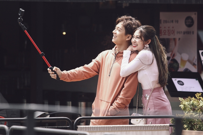 Ngô Kiến Huy - Khổng Tú Quỳnh quấn quýt kỉ niệm 7 năm yêu nhau bằng MV tại Hàn Quốc - Ảnh 13.
