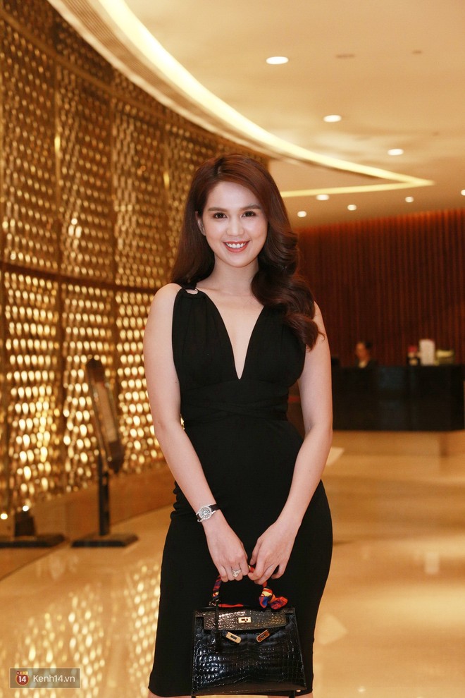 Qu&aacute;n qu&acirc;n Vietnam Idol 2014 Nhật Thủy rạng rỡ trong đ&aacute;m cưới với bạn trai doanh nh&acirc;n - Ảnh 13.